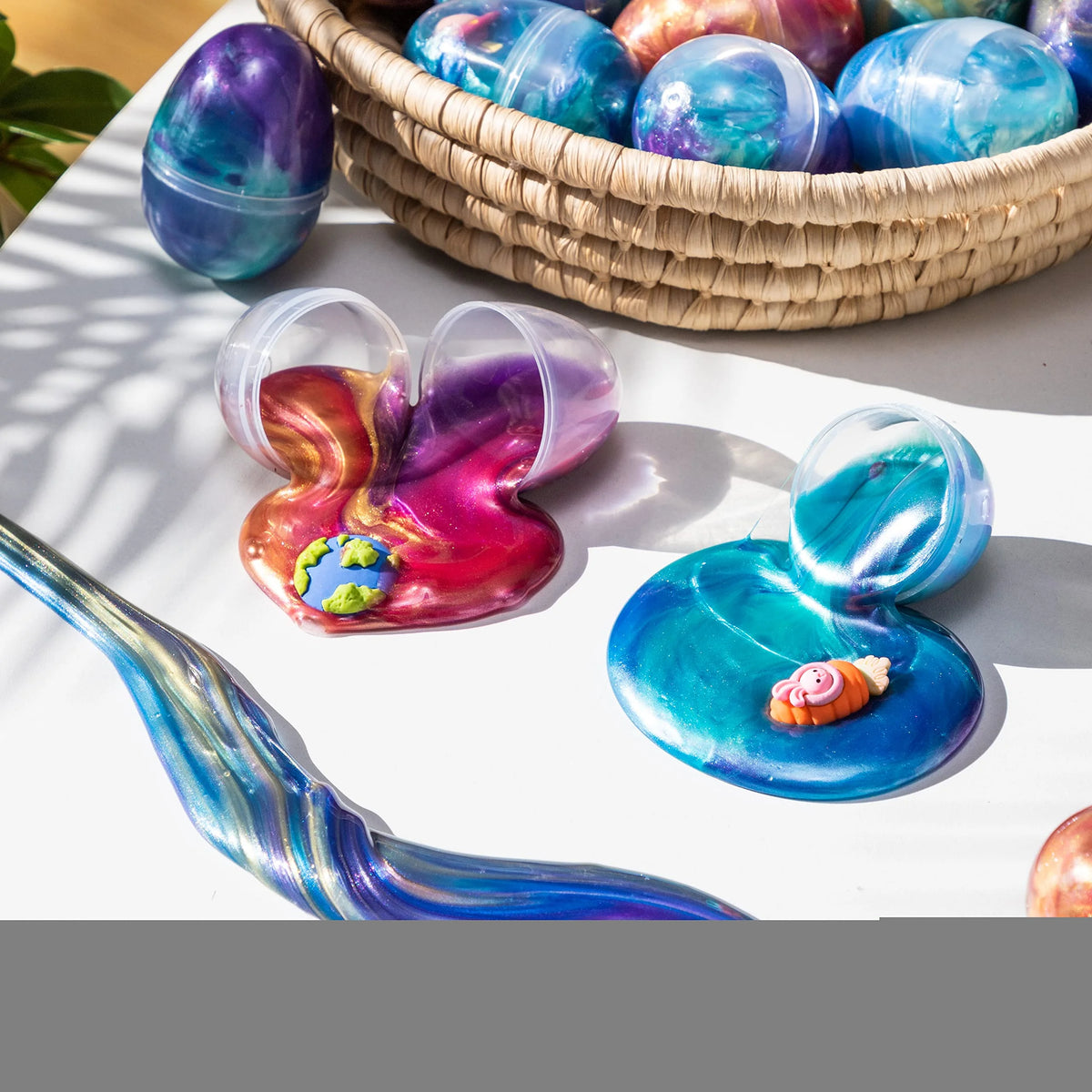 24 Packs Galaxy Slime Eggs with Putty Slime and Toys K40329