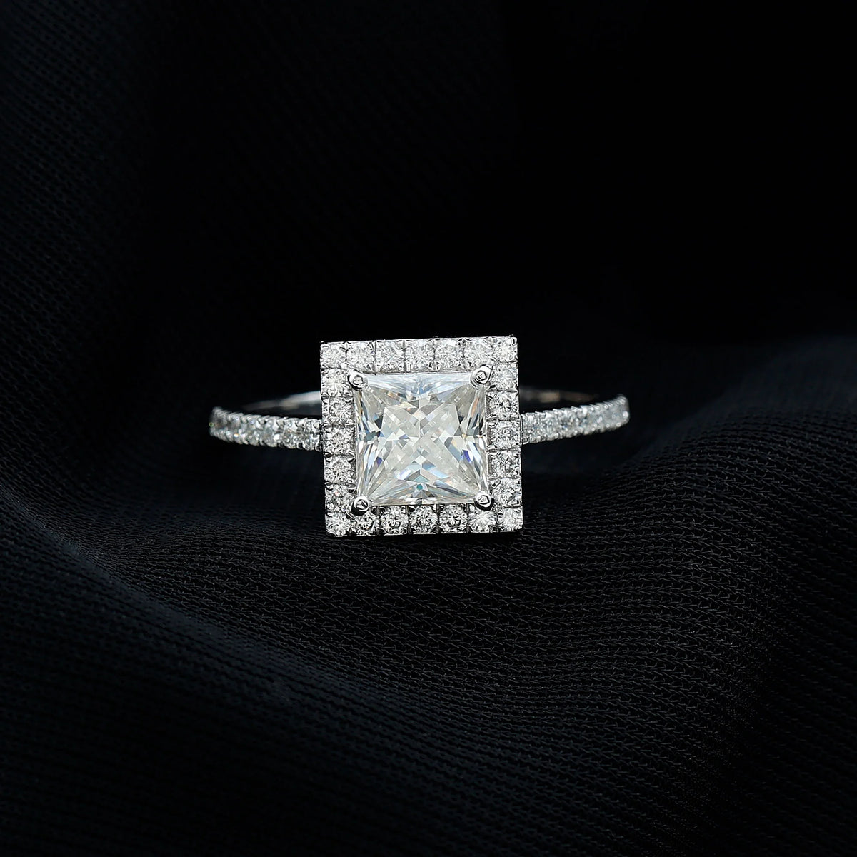 14K White Gold Moissanite Engagement Ring US 9.00 O43186