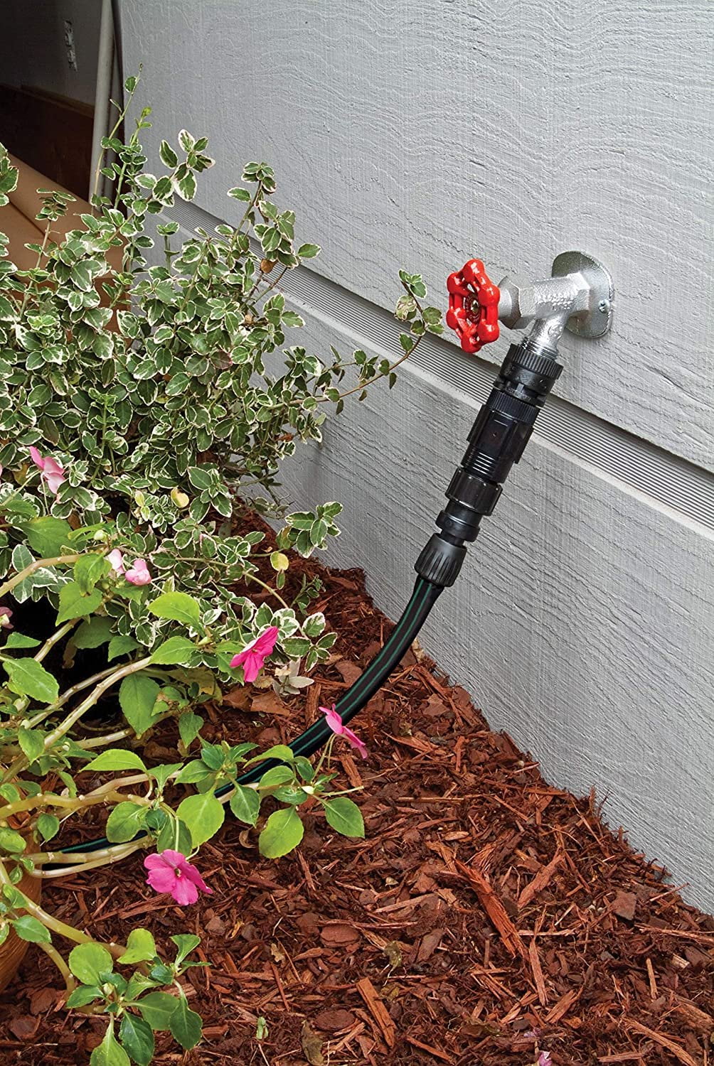 Drip Irrigation Watering Kit with Drippers, Micro-Bubblers and Micro-Sprays E865505