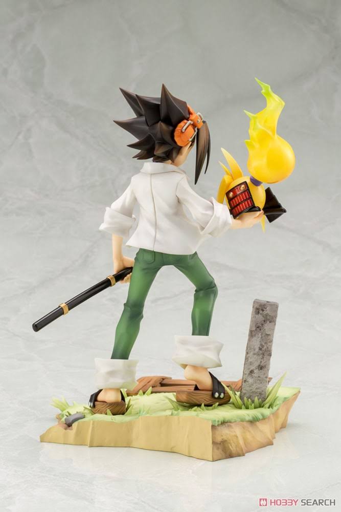 1/8 Scale Figure R95670
