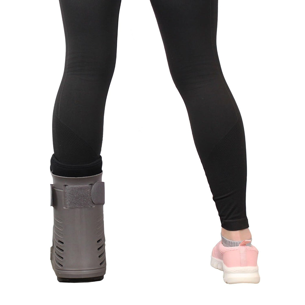 Short Full Shell Walking Boot Y176792