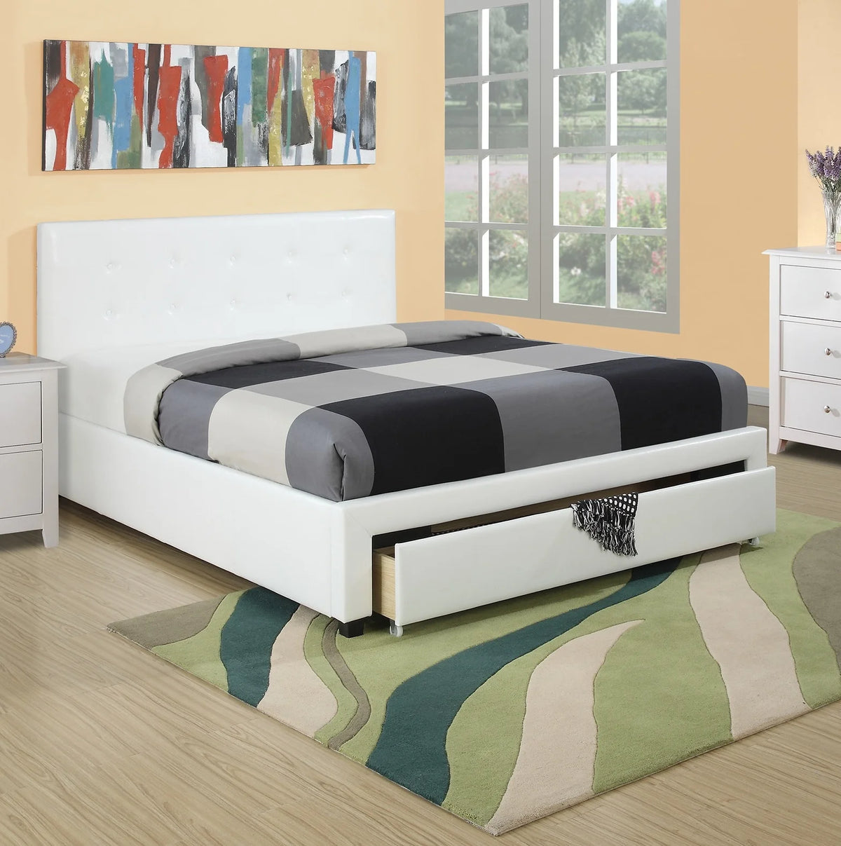 White Full Size Wooden Faux Leather Bedframe U62541