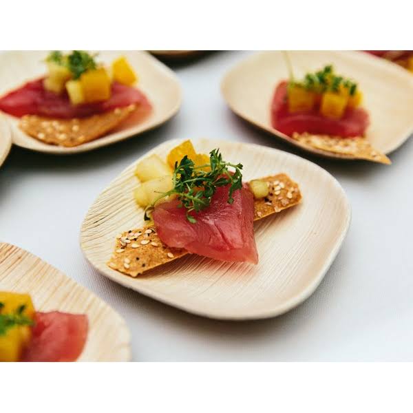 4 inch Square Palm Leaf Plate, 600 per Case Q74288