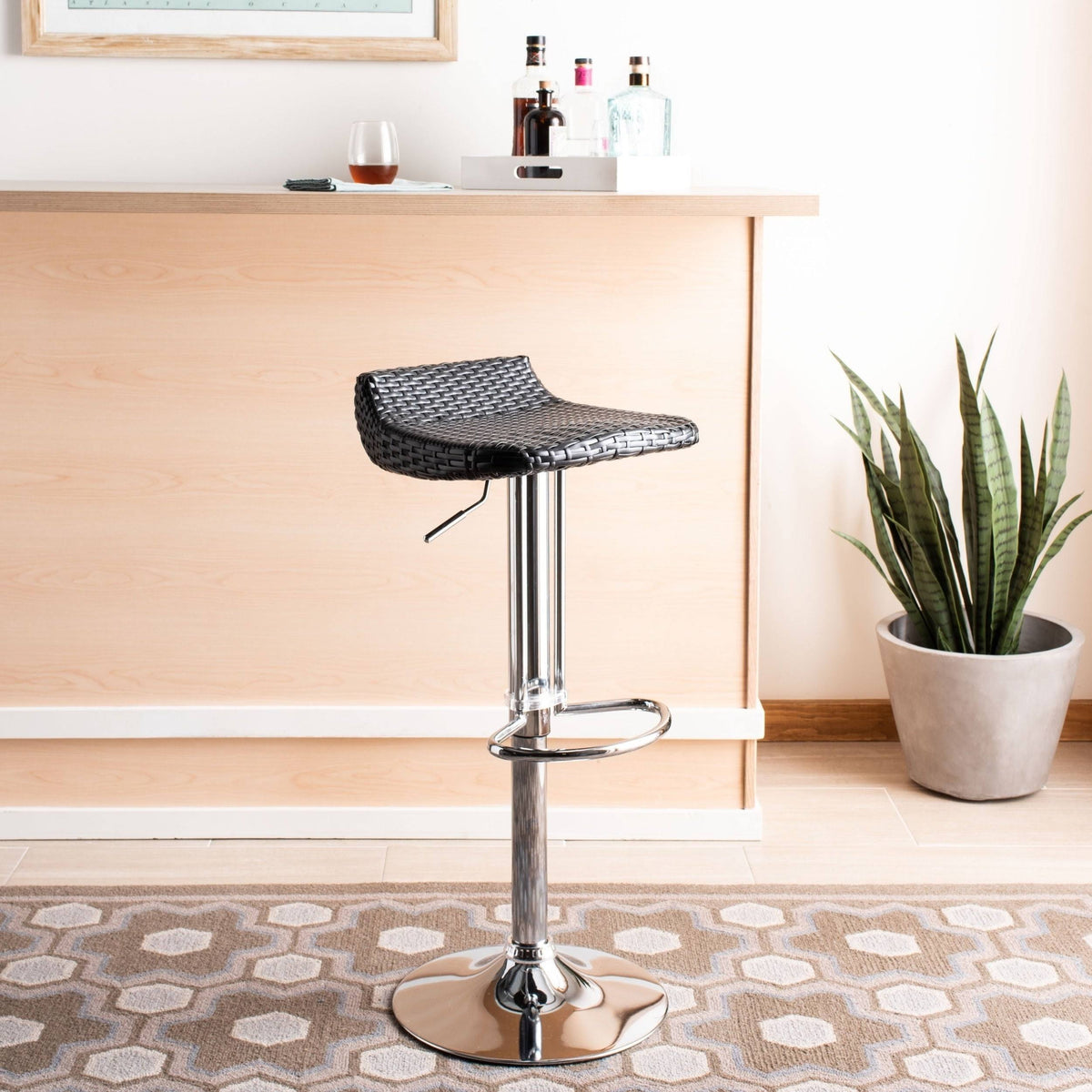 Black Swivel Bar Stool O153057