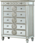 Mirrored Chest E605883