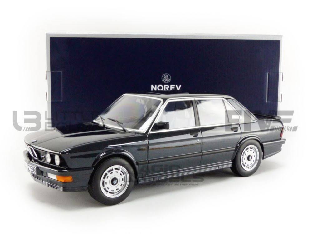 Black Metallic 1/18 Diecast Model Car R4598