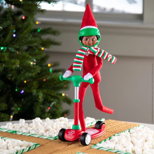 Box Set with Scout Elf Boy (Blue Eyed) and Stand-N-Scoot Elves at Play Accessory (Multi-Item Bundle) L1835