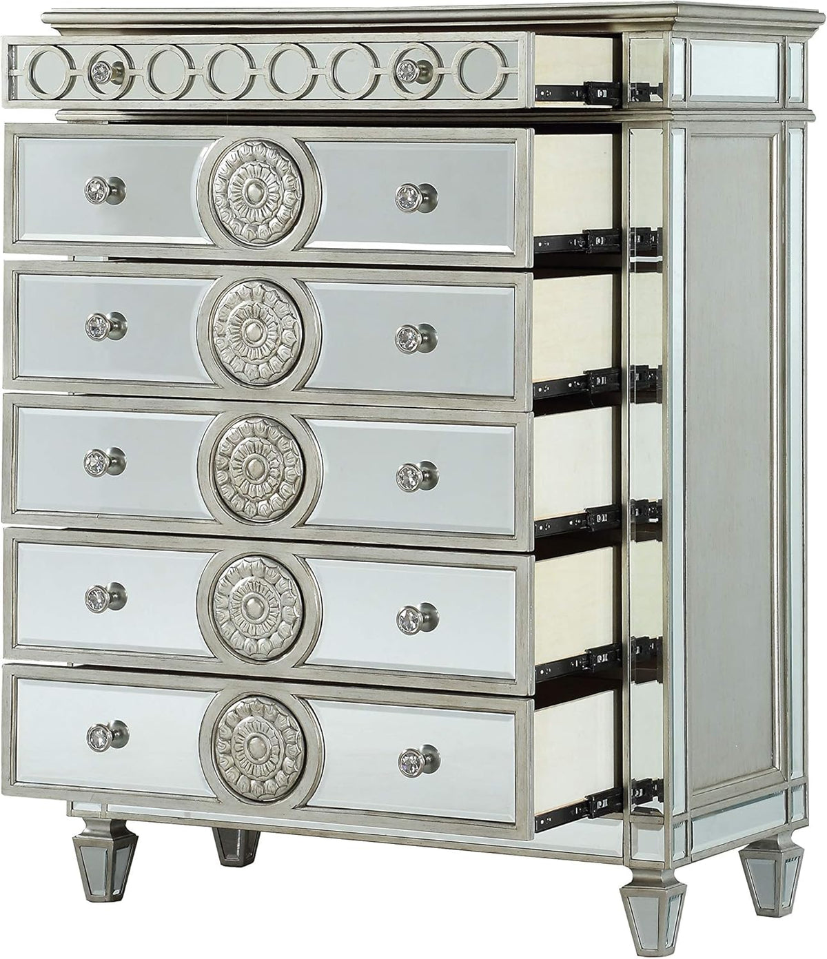 Mirrored Chest E605883