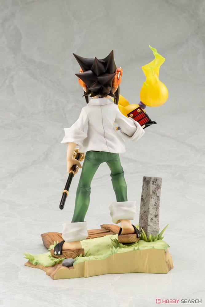 1/8 Scale Figure R95670