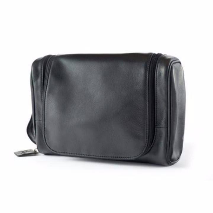 Black Hanging Travel Kit D529436