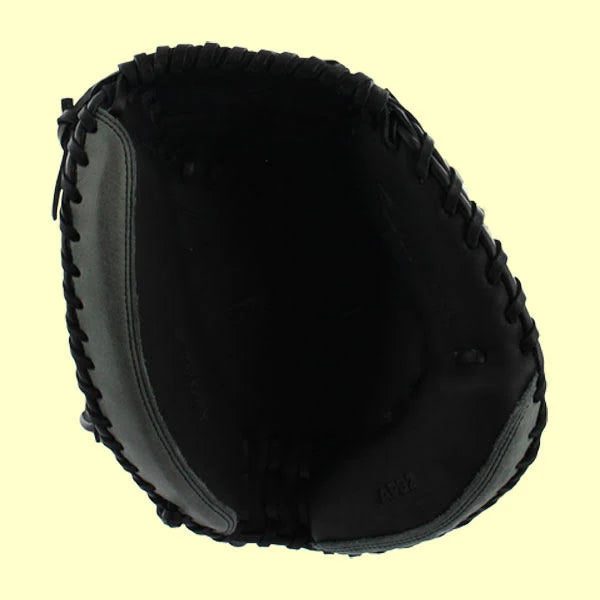 Catcher's Mitt T557613