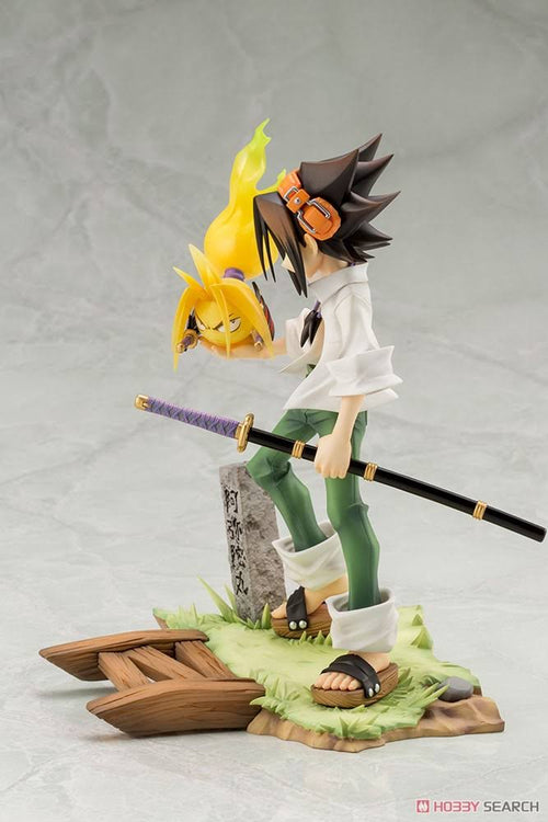 1/8 Scale Figure R95670
