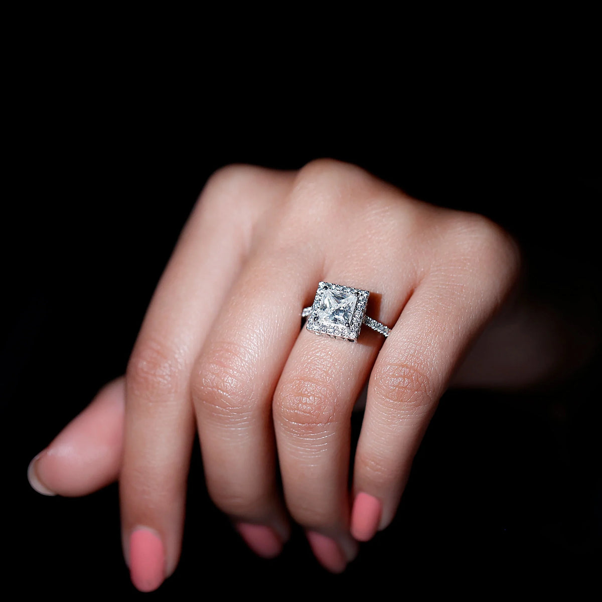 14K White Gold Moissanite Engagement Ring US 9.00 O43186