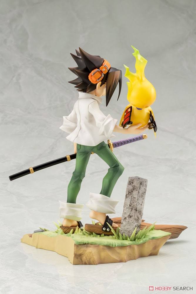 1/8 Scale Figure R95670